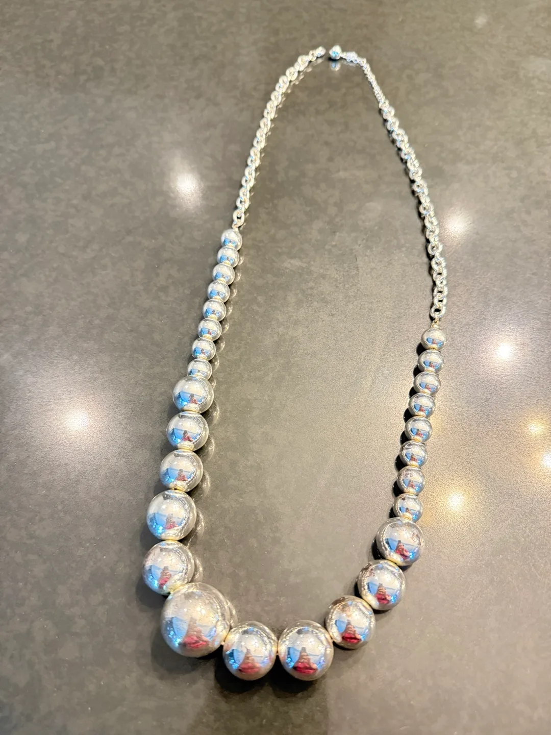 Silver Tone Beaded Necklace thumbnail