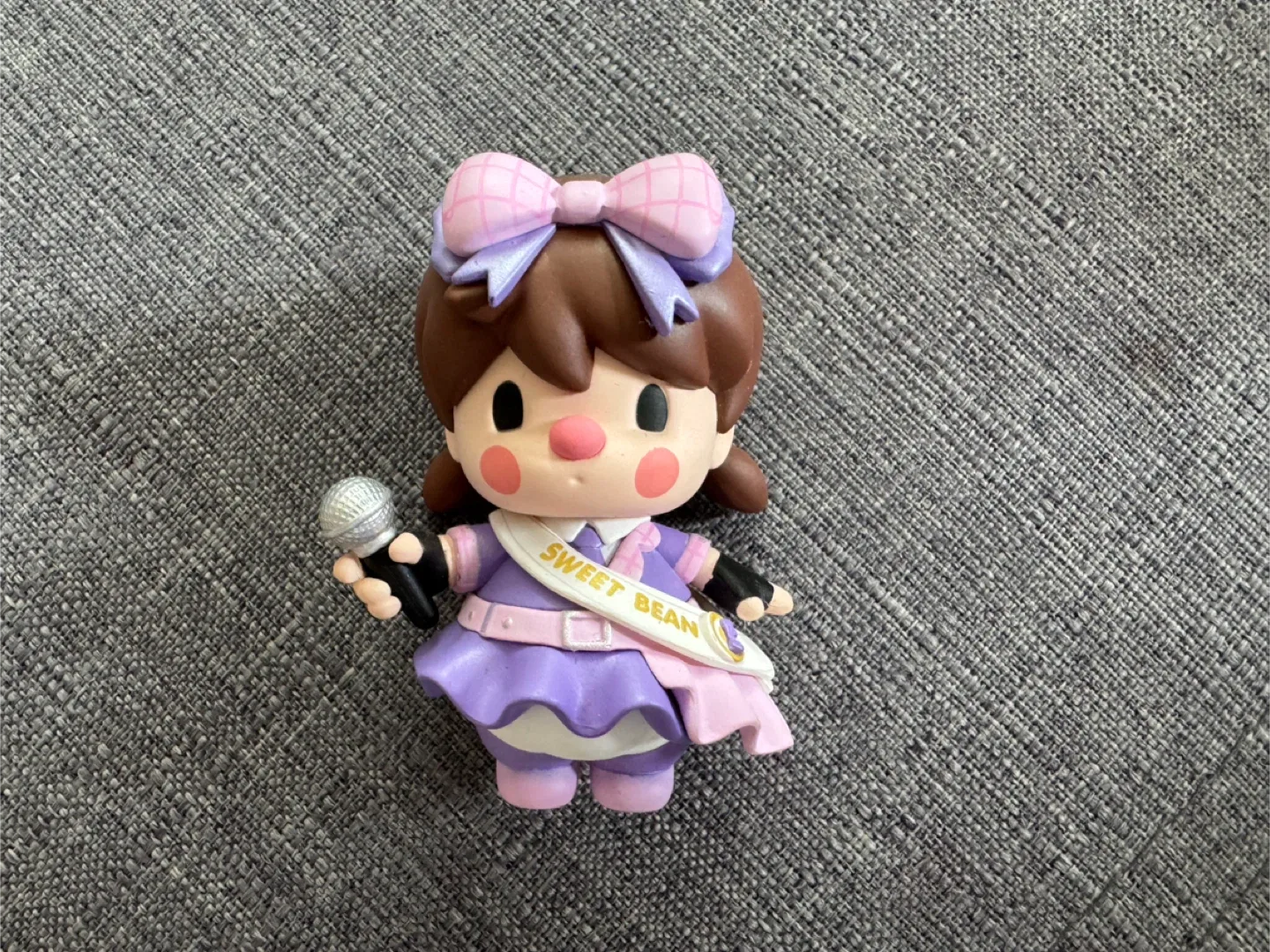 Sweet Bean figurine thumbnail
