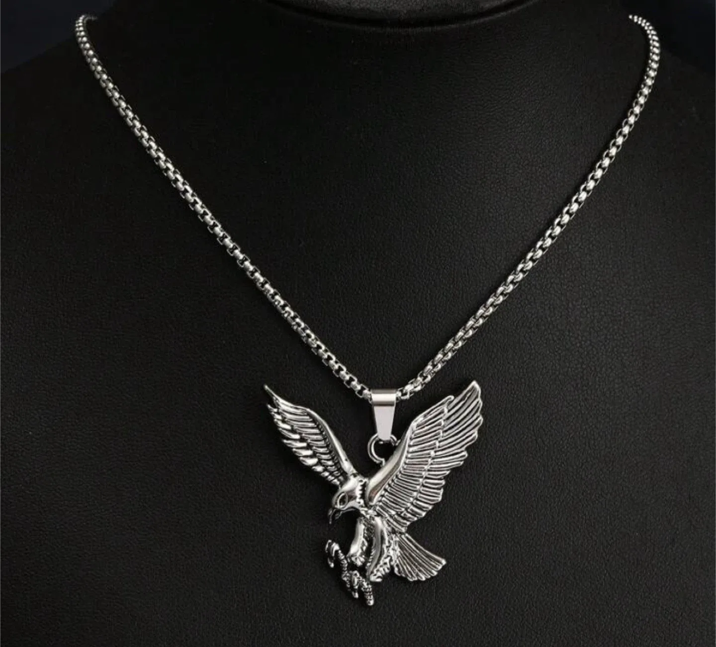 Silver Eagle Pendant Necklace image indicator(4)