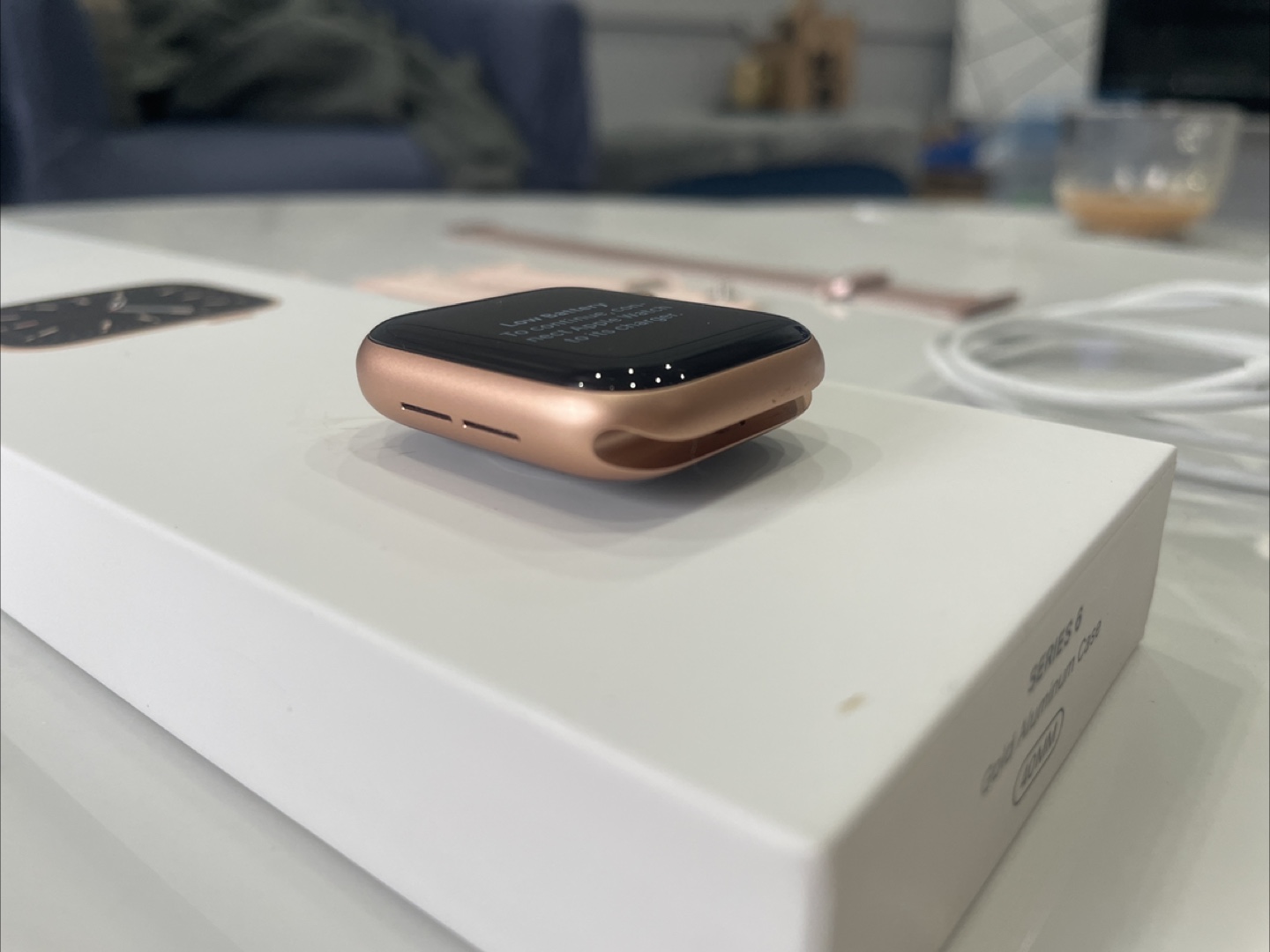 Apple Watch Series 6 Gold Aluminum Case - photo 3