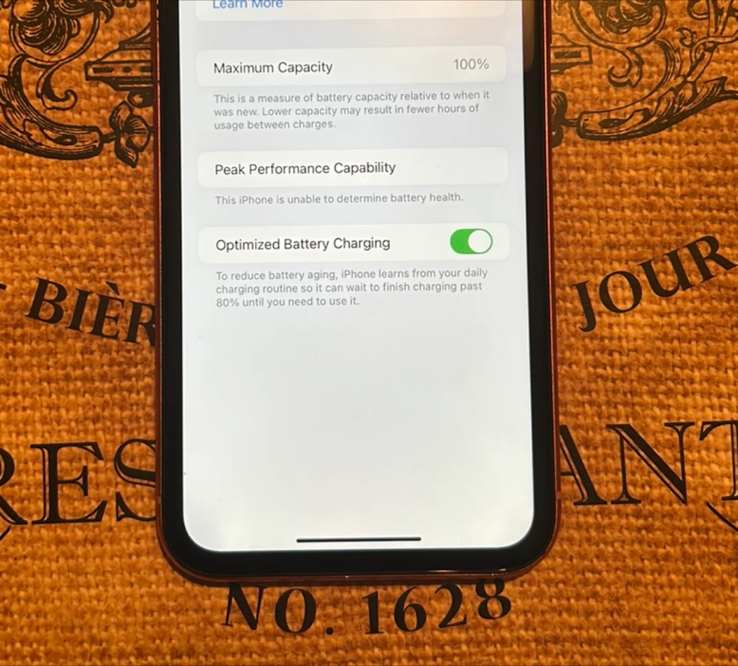 (100%) iPhone XR 128GB-Great Con+ Accessories. image indicator(2)