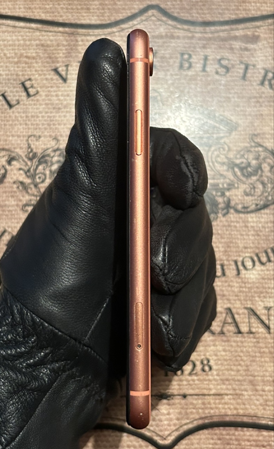 (100%) iPhone XR 128GB-Great Con+ Accessories. - photo 4