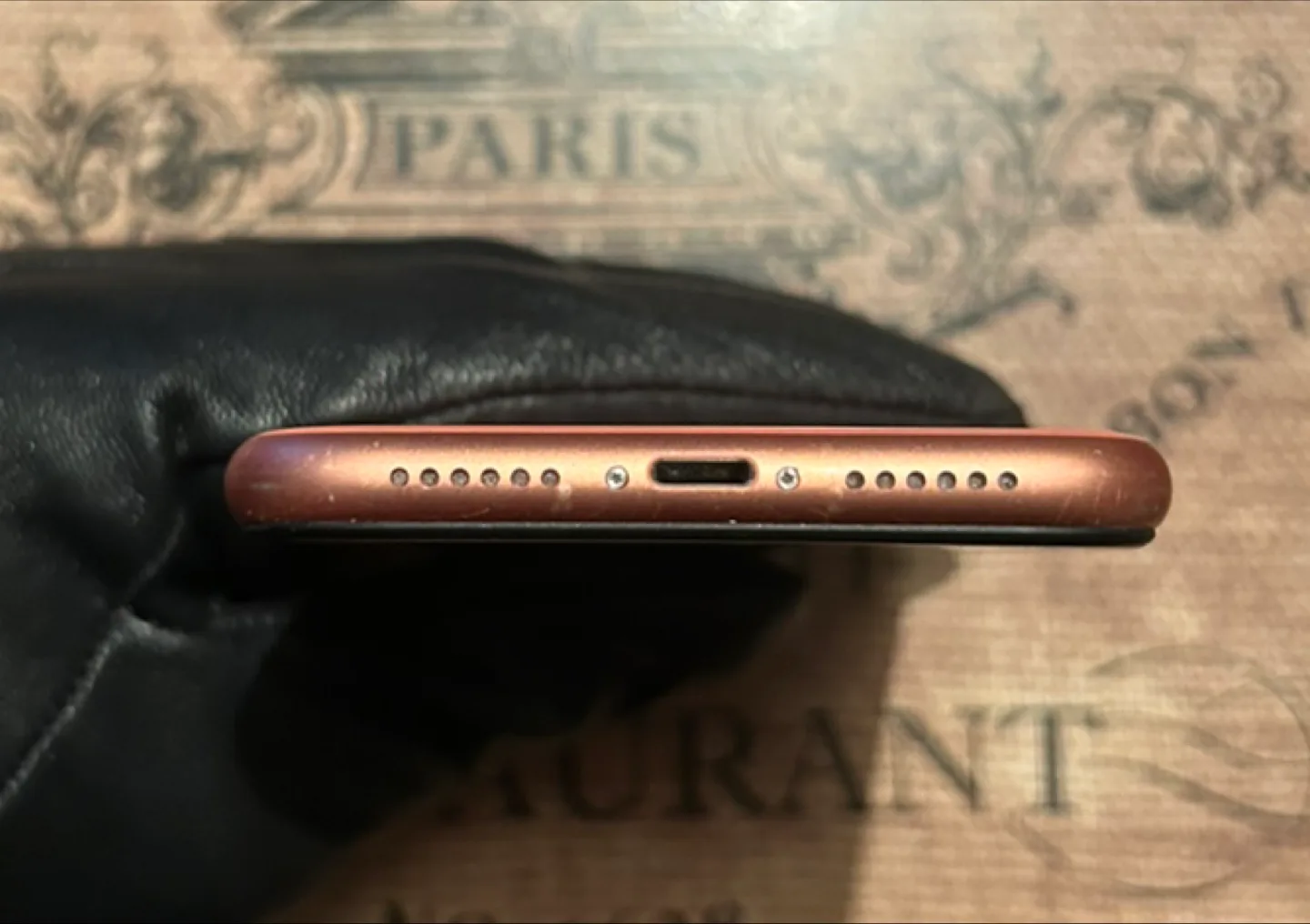 (100%) iPhone XR 128GB-Great Con+ Accessories. image indicator(7)