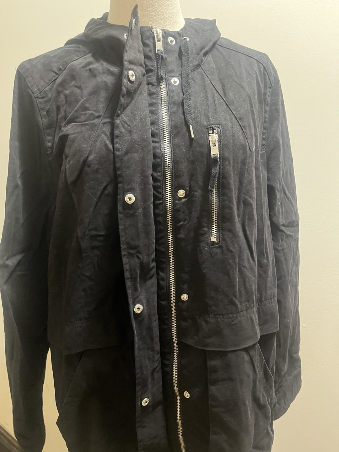 H&M Divided Women’s Black Hooded coat sz 10 - photo 3