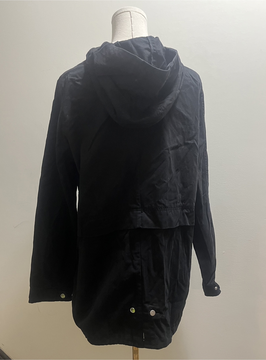 H&M Divided Women’s Black Hooded coat sz 10 - photo 2
