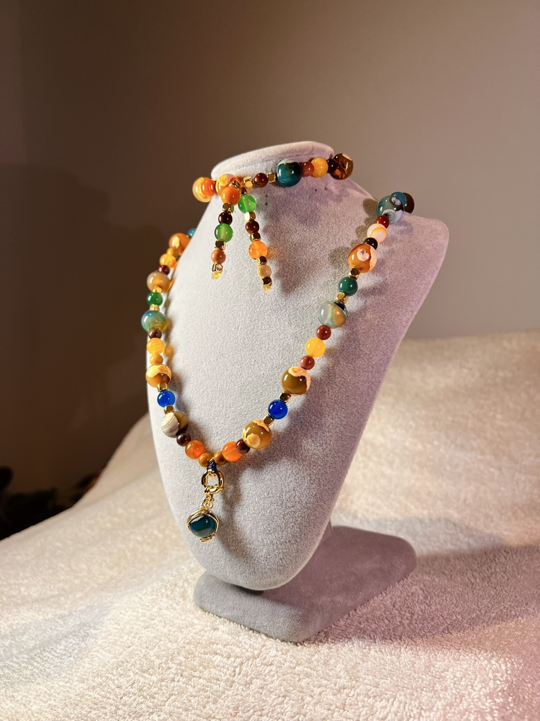 Beaded Necklace & Bracelet Set