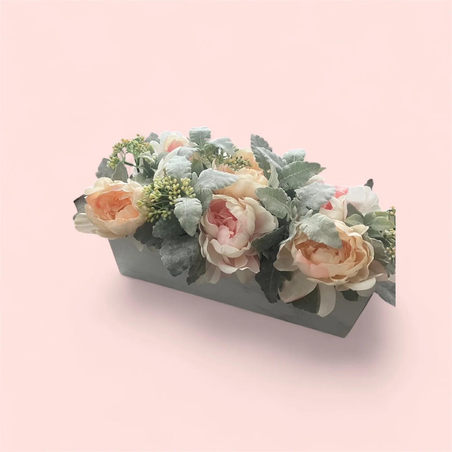 Floral Arrangement Centrepiece thumbnail