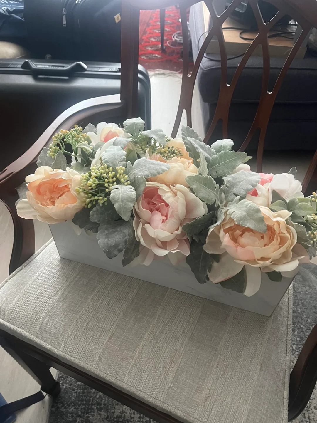 Floral Arrangement Centrepiece image indicator(3)