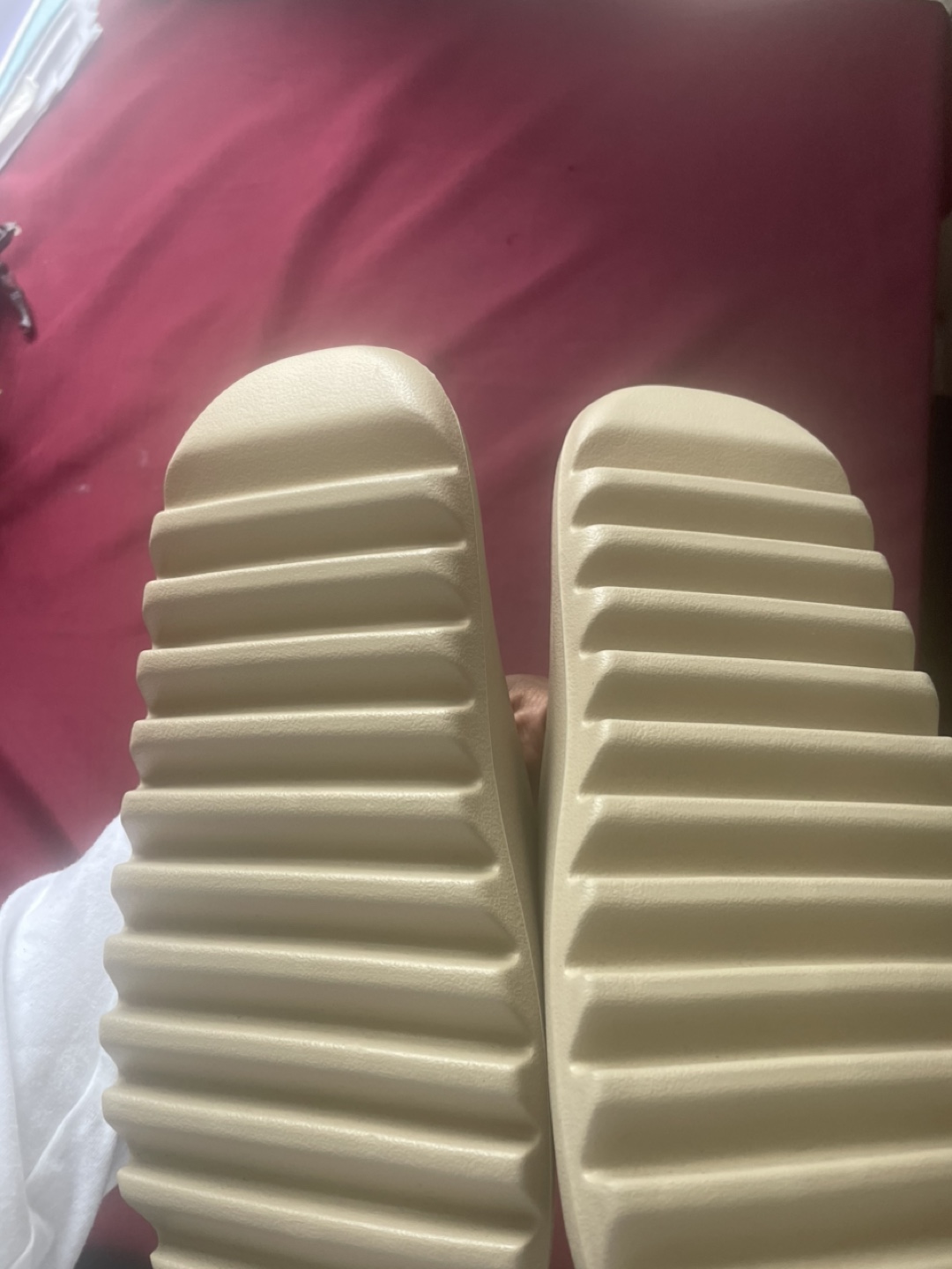 Adidas Yeezy Slides Size 9 - photo 4