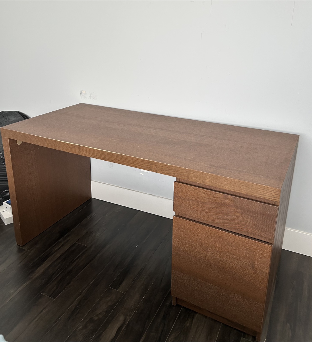 IKEA Brown Malm Desk - photo 2