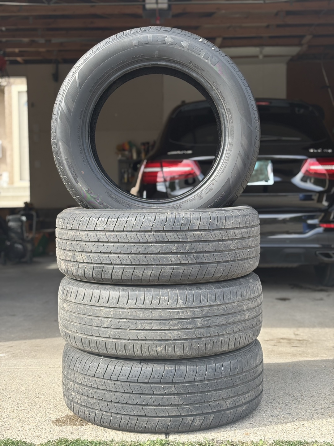 Nexen N'Priz AH8 235/60R18 Tires - Set of 4