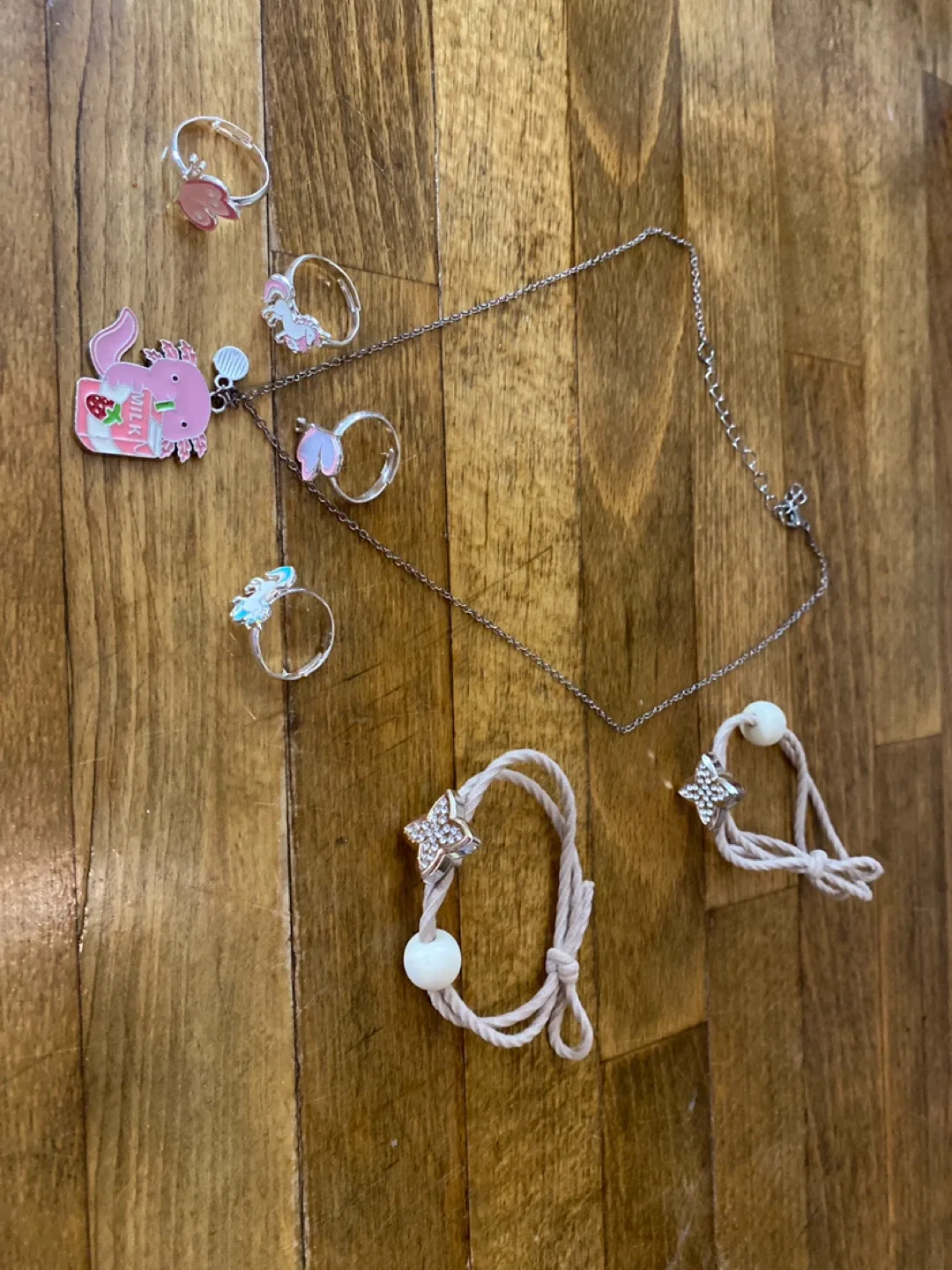 Kids' Ring, Necklace, and Bracelet Set image indicator(2)