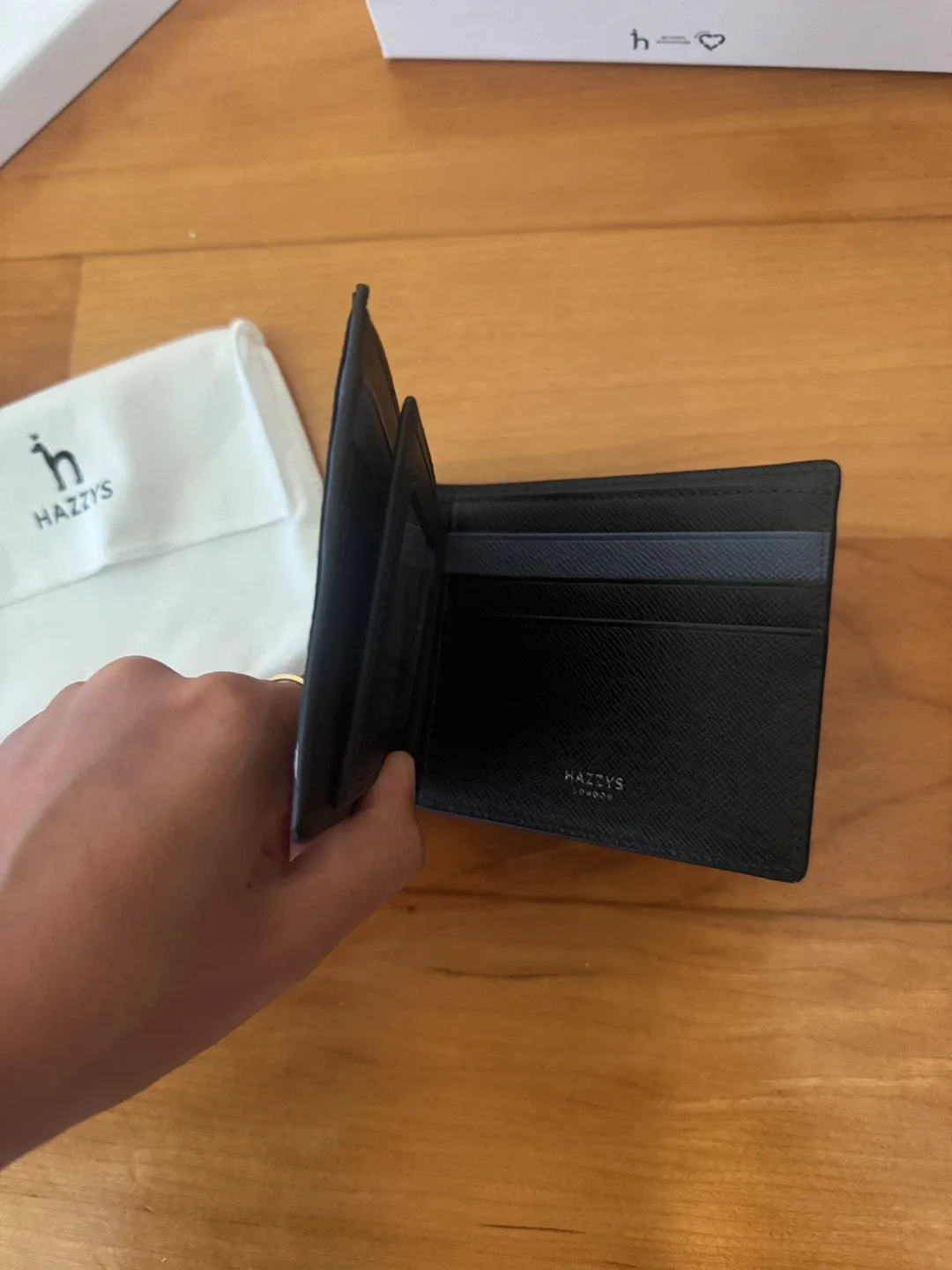 HAZZYS London Black Wallet - New with Box image indicator(3)
