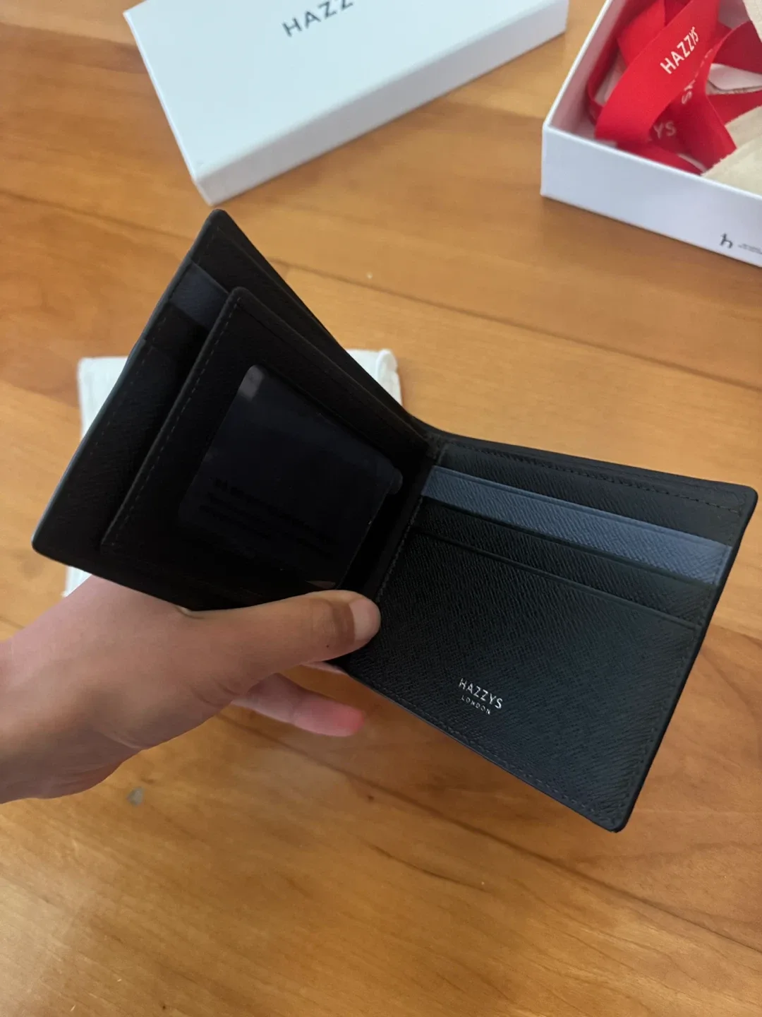 HAZZYS London Black Wallet - New with Box image indicator(2)