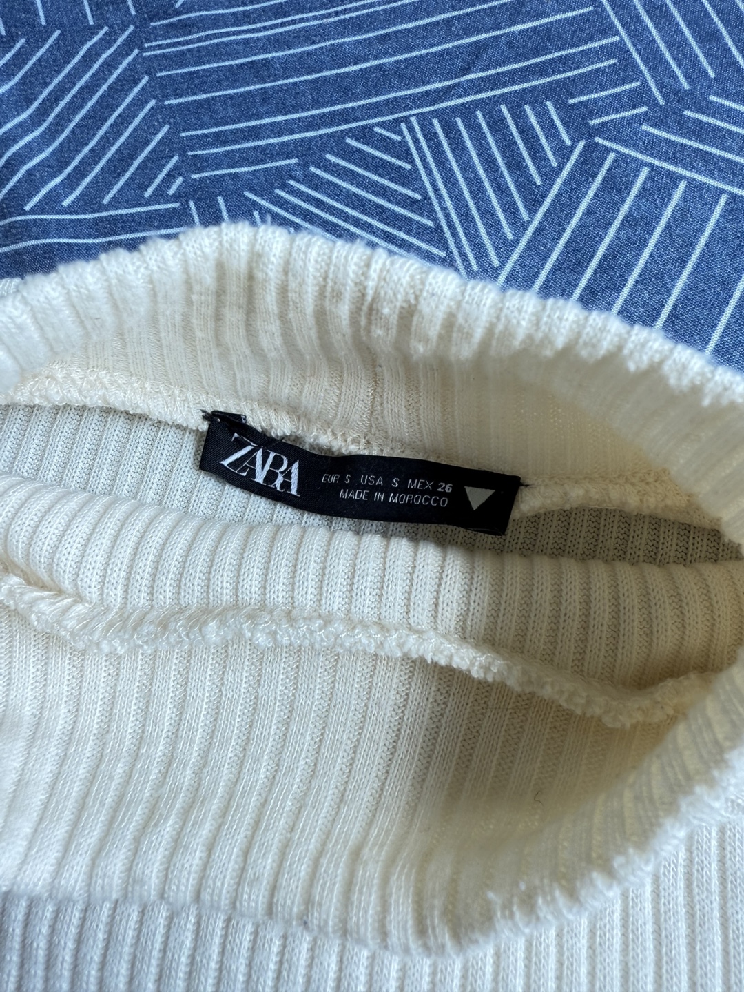 Zara Puff Sleeve Top - photo 4