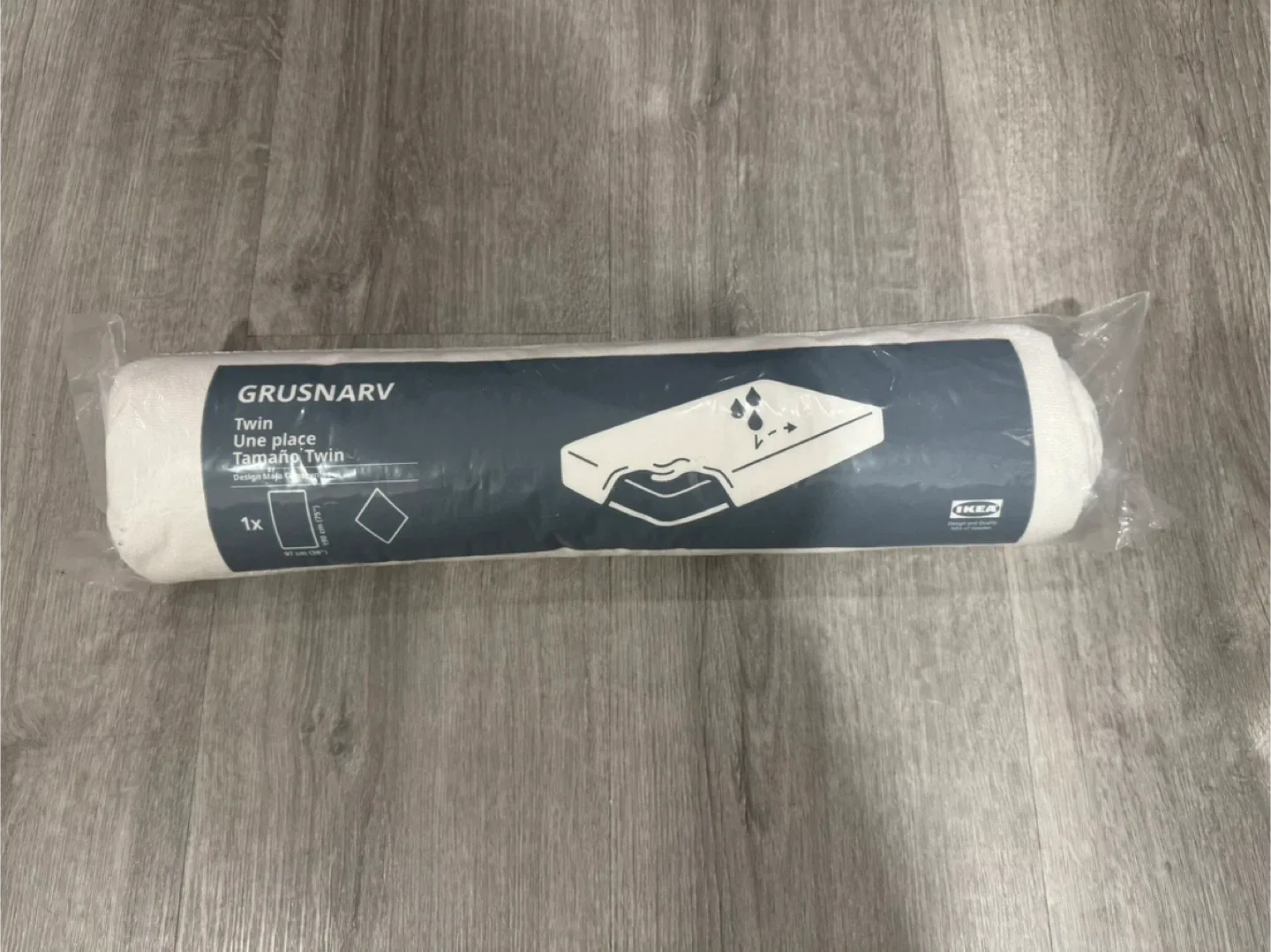 IKEA (Grusnarv) Twin Waterproof Mattress Protector