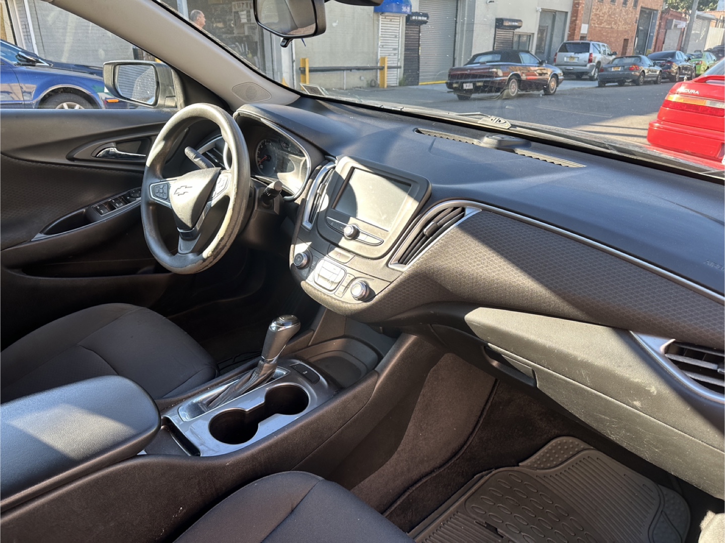 Chevrolet Malibu - Gray Sedan - photo 4