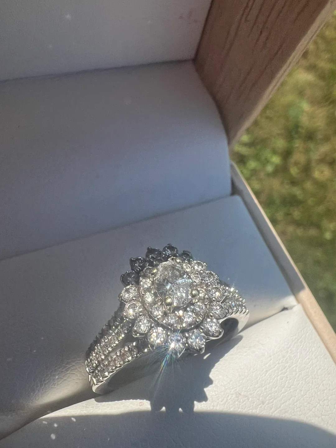 14 k  Diamond Ring w/ appraisal thumbnail