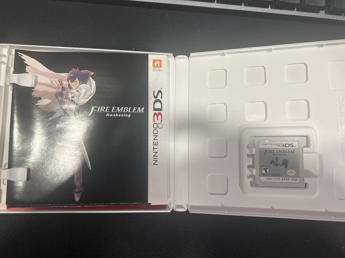 Fire Emblem Awakening - Nintendo 3DS Game image indicator(3)