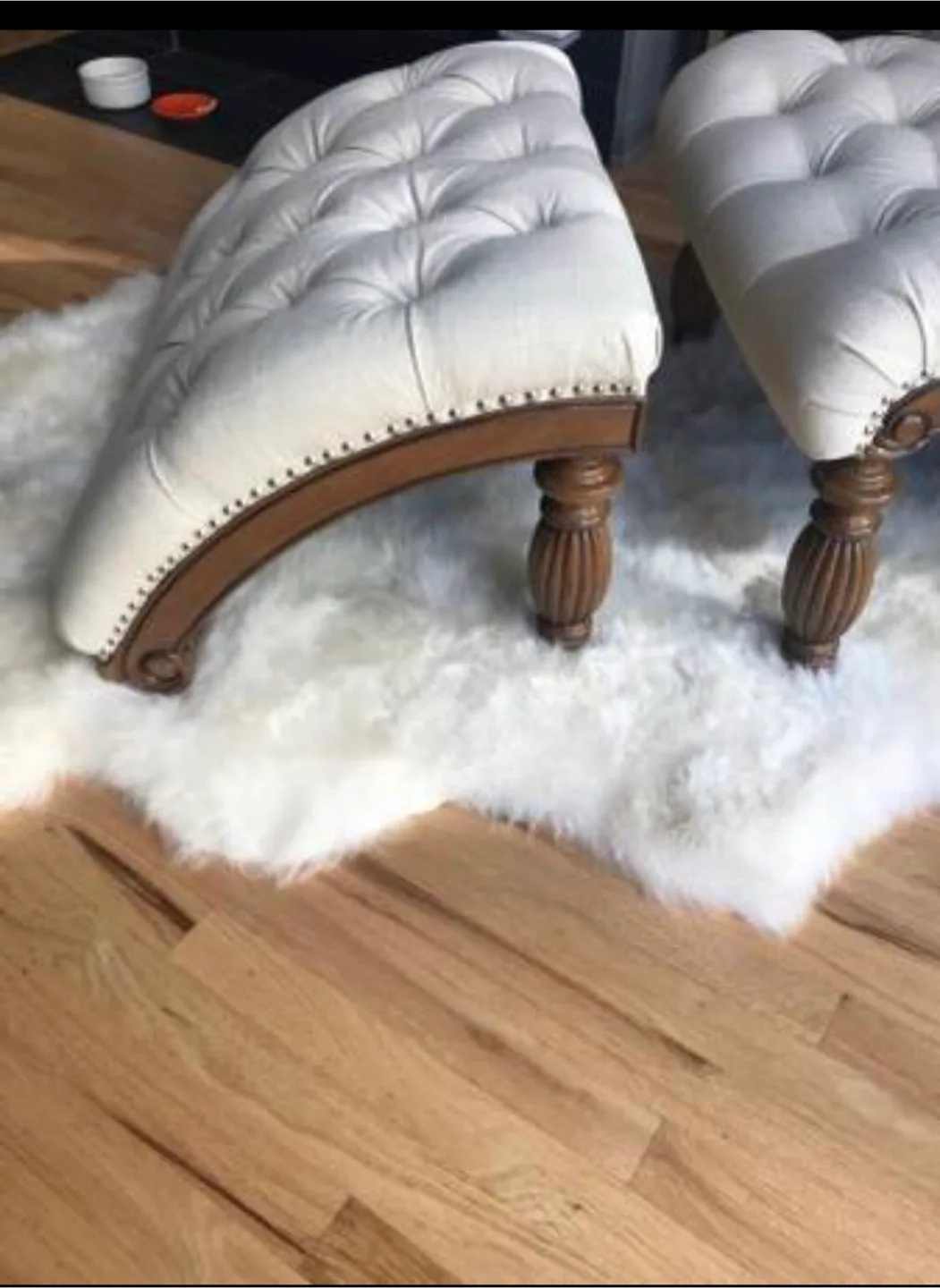 Tufted chase lounge W/ Ottoman Bench ( $80 pickup today 8/30) image indicator(2)