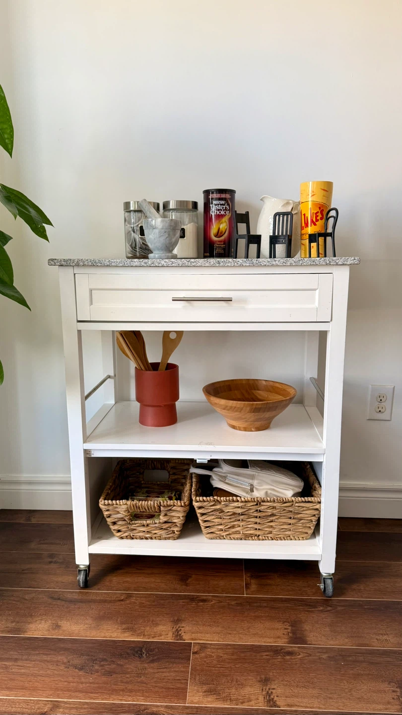 Kitchen island cart