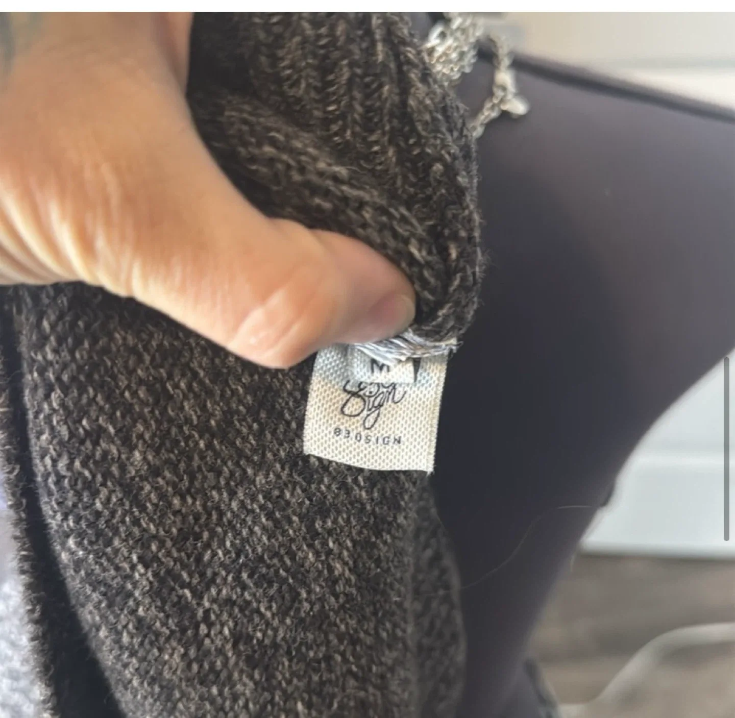 830sign wool cropped sweater image indicator(5)