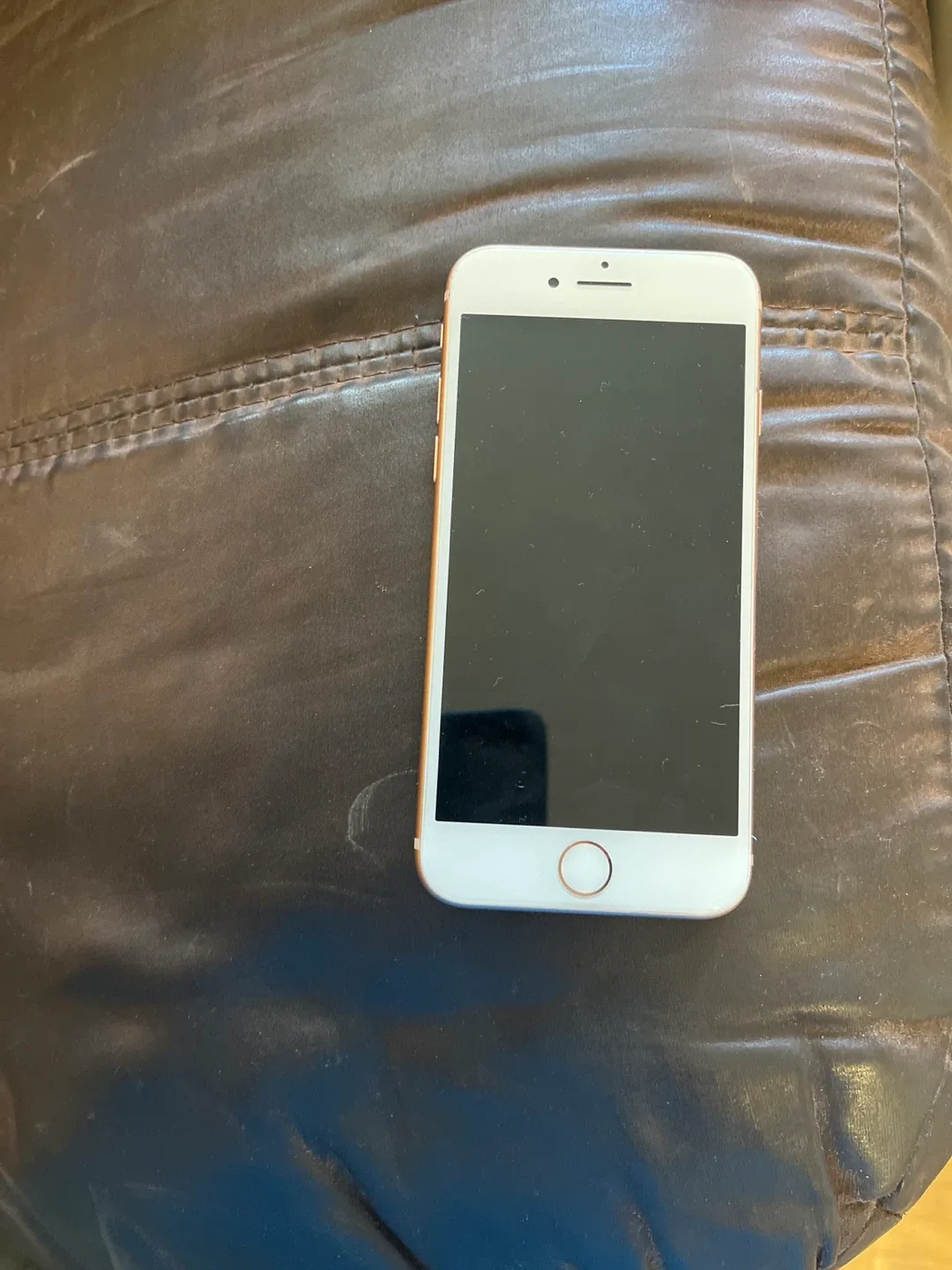 Cracked iPhone 8 thumbnail