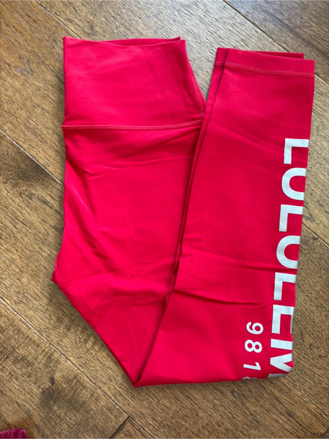 lululemon Wunder Under 25” image indicator(2)