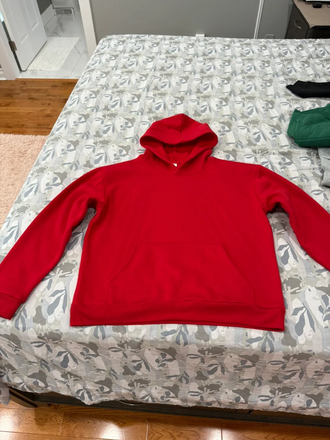 Red Hoodie - Size Large thumbnail