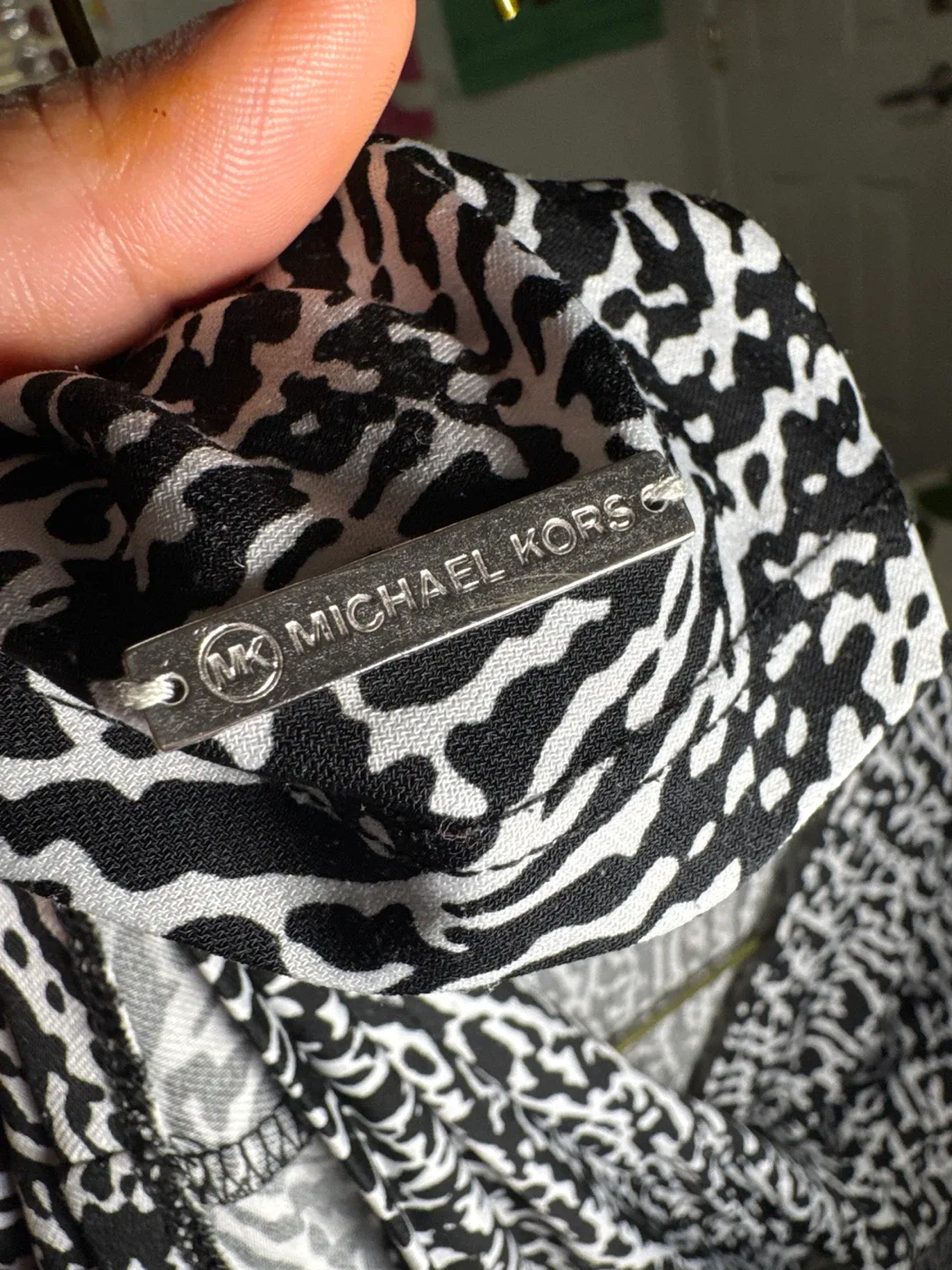 Michael Kors Blouse - Black & White Print image indicator(3)