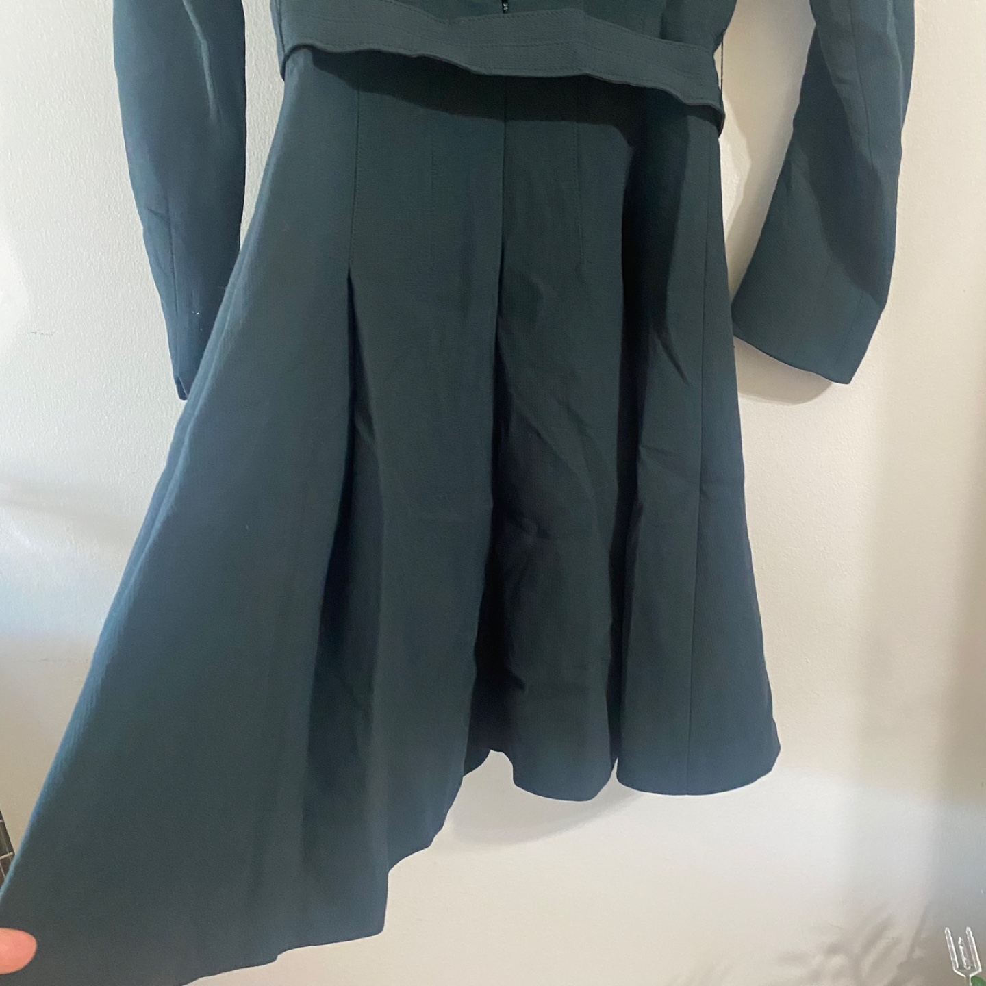 LÍNE Green Belted Long Sleeve Dress - photo 5