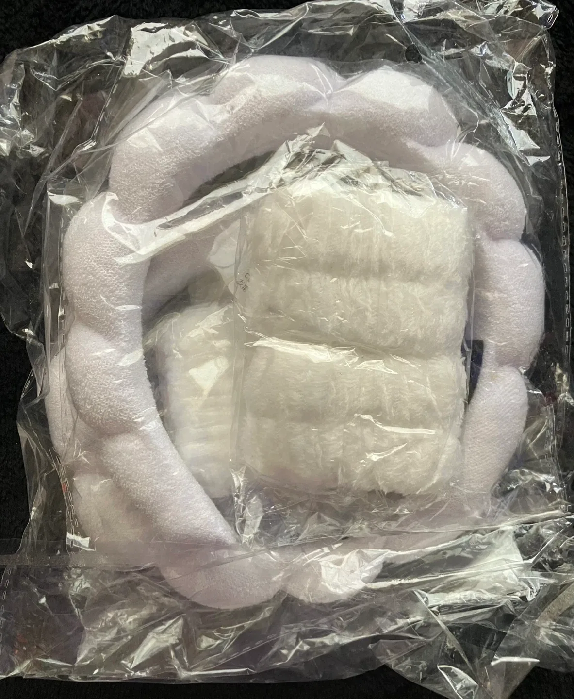 (Beauty) 2 Sets Of Spa Headbands & Wristbands image indicator(2)