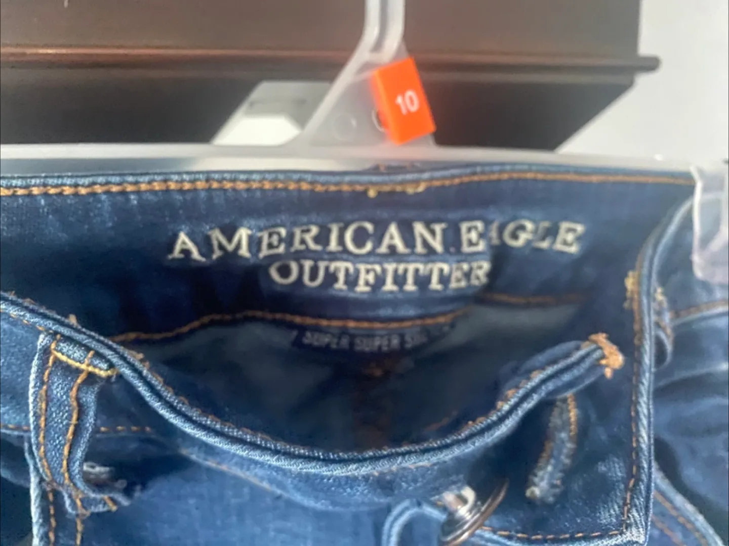 Ladies Jeans image indicator(2)