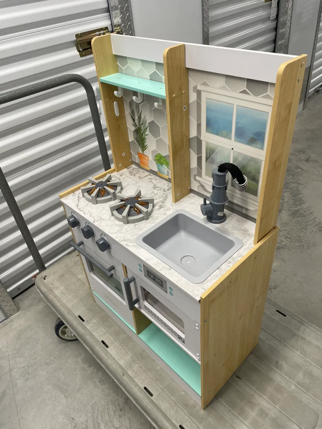 Children’s Play Kitchen image indicator(3)