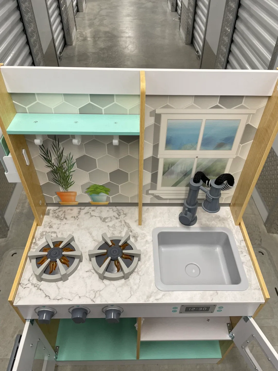 Children’s Play Kitchen image indicator(6)