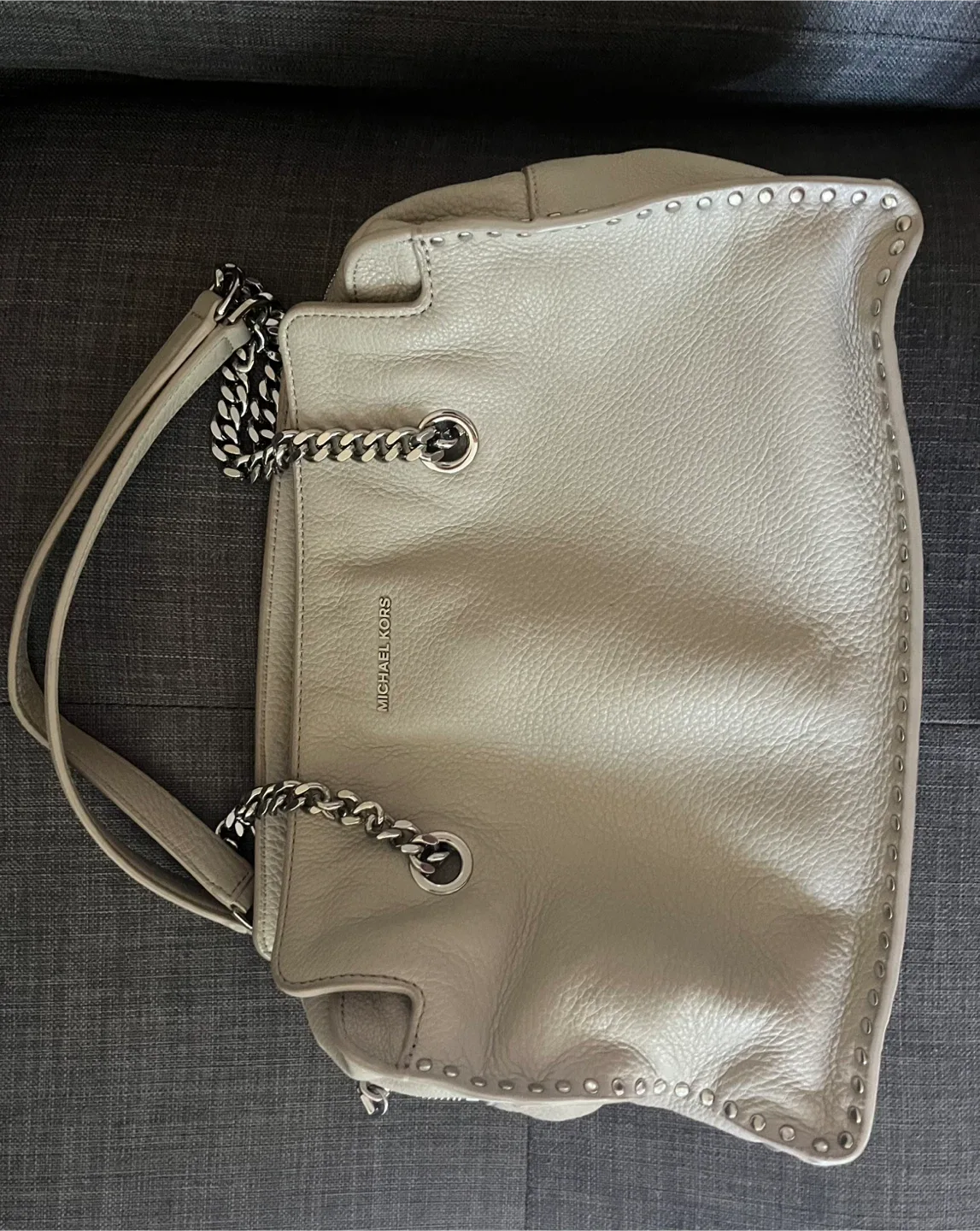 Michael Kors Leather Shoulder Bag image indicator(2)