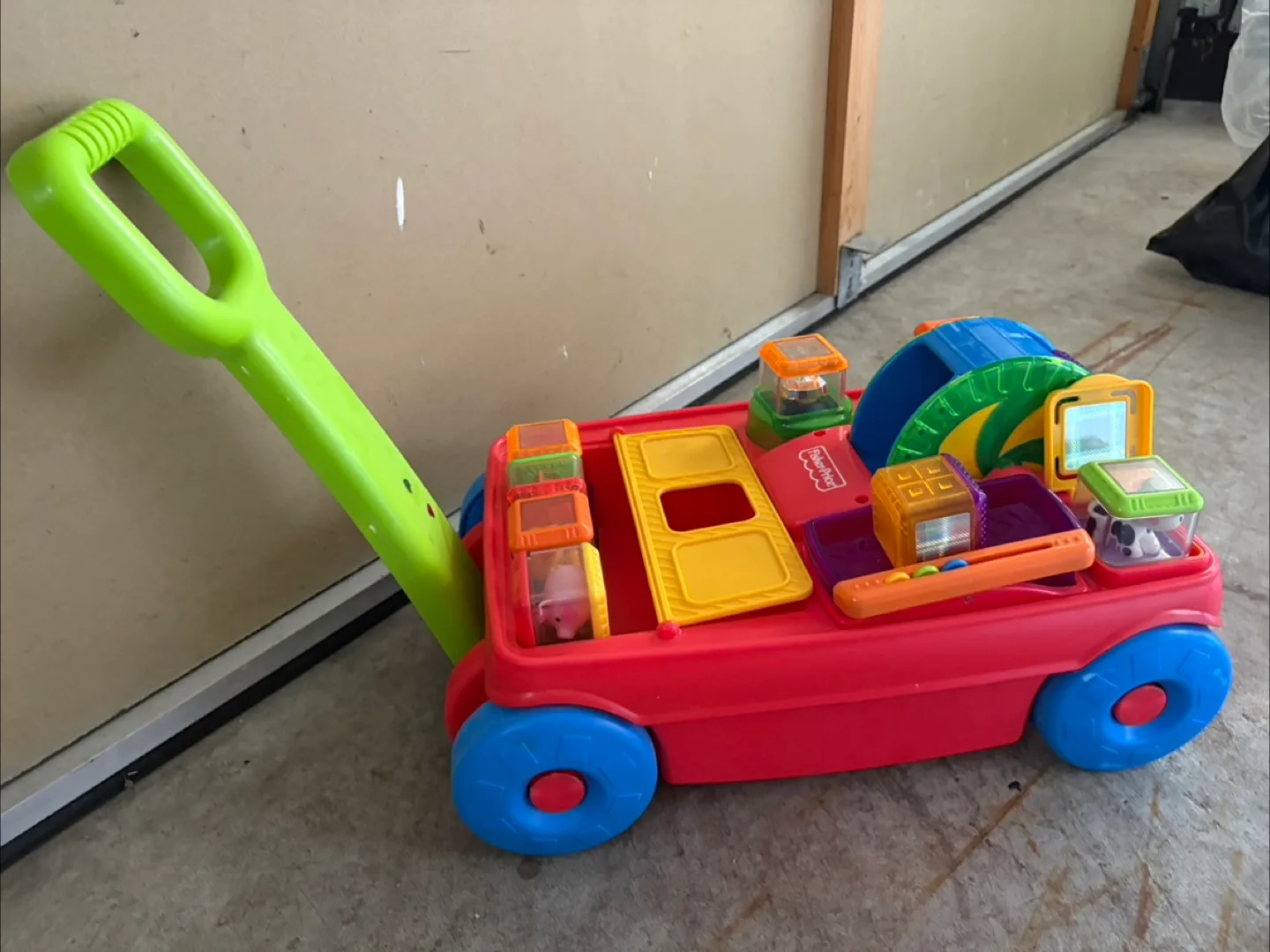 Fisher-Price Walker Wagon with Blocks image indicator(5)