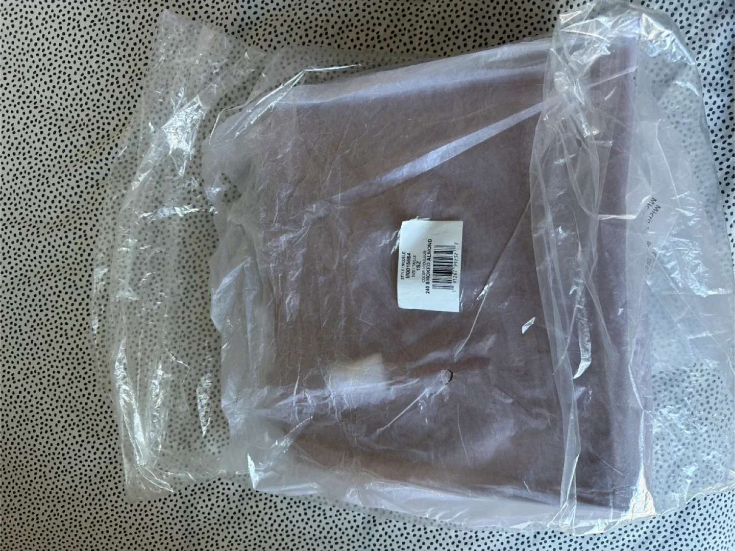 New Marc Jacobs M0015684 Smokey Almond Tote Bag image indicator(6)