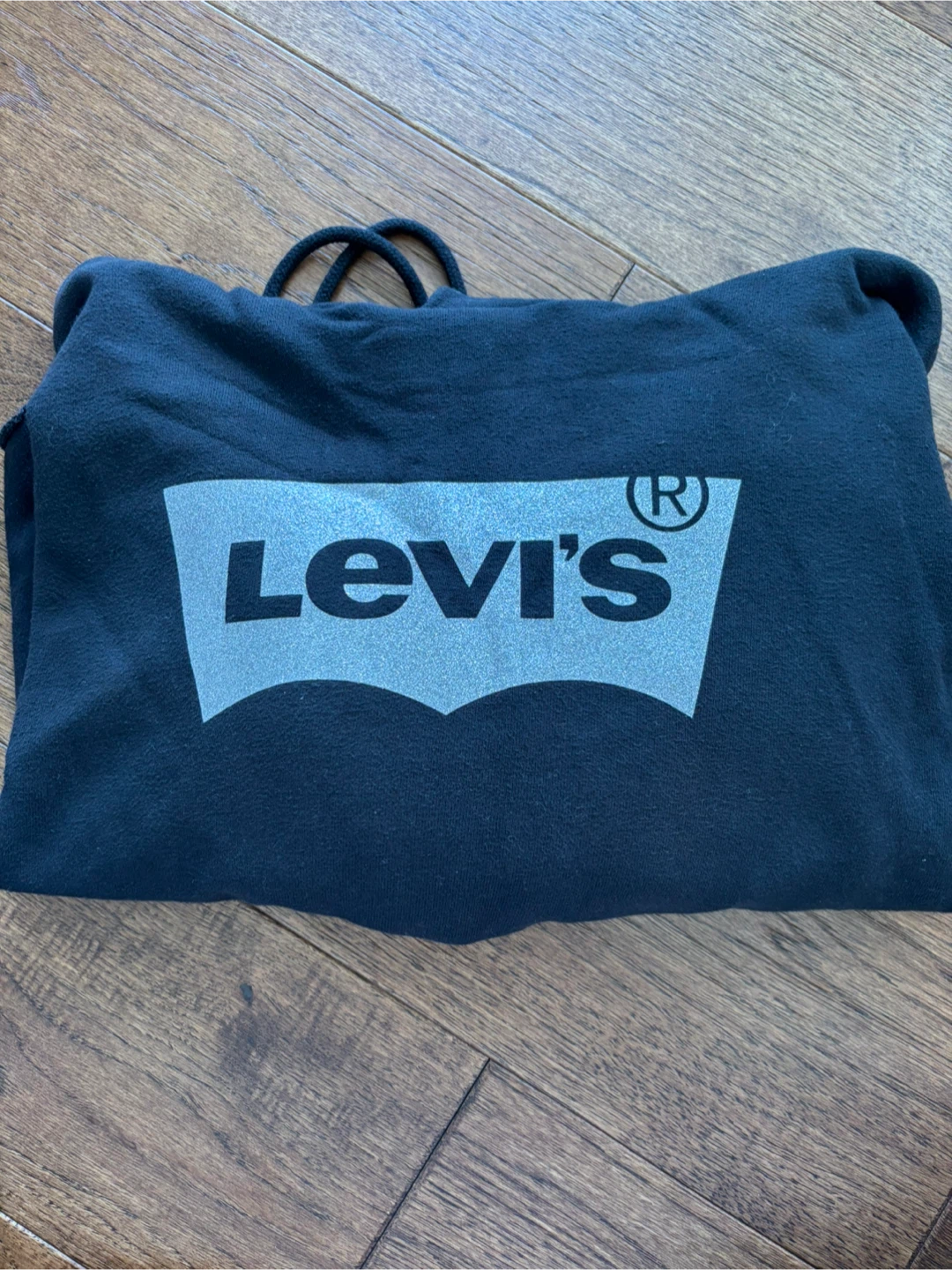 Levi’s Cropped Sweater