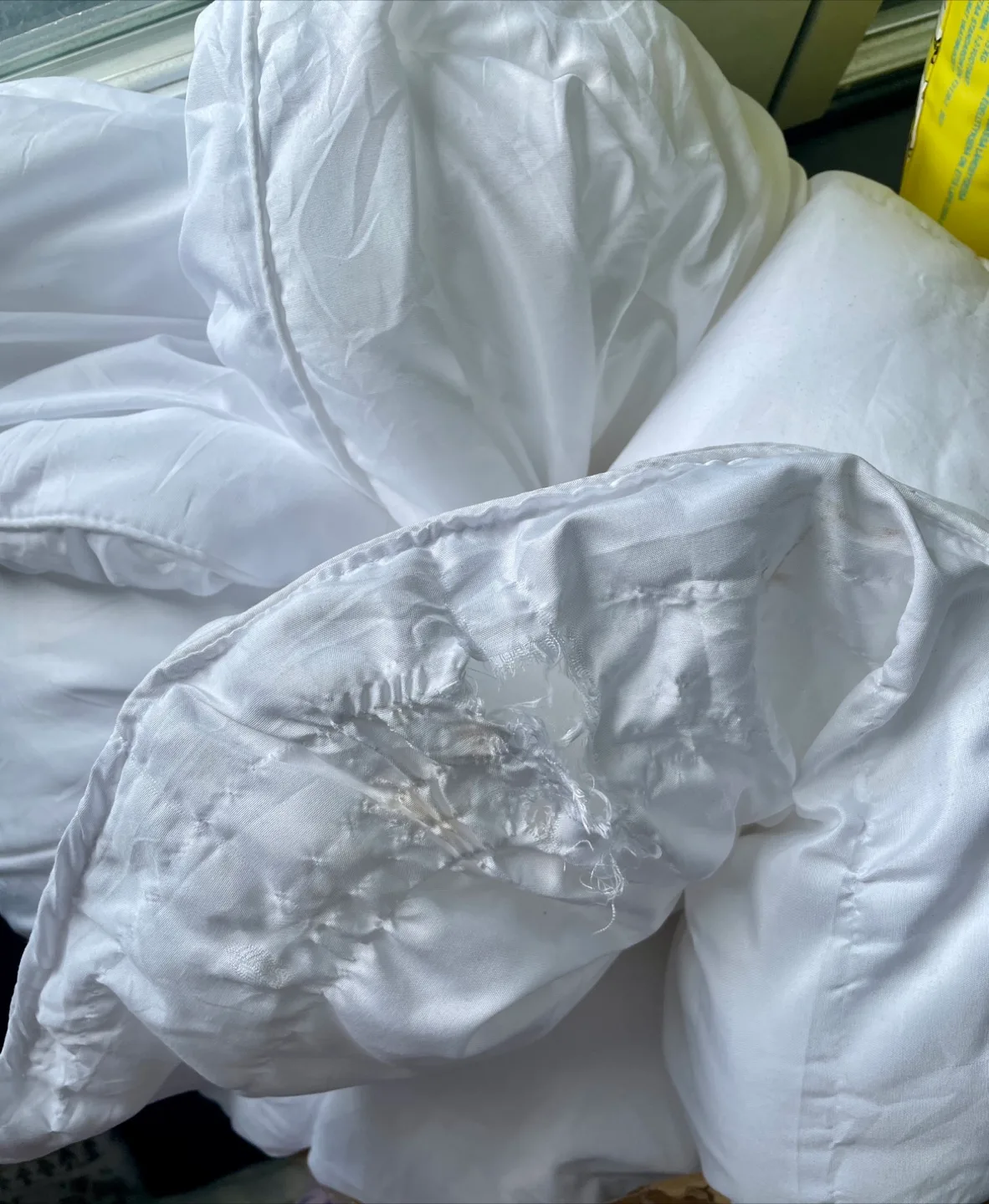 Utopia KING Comforter Duvet Insert (white) 🥕 image indicator(5)