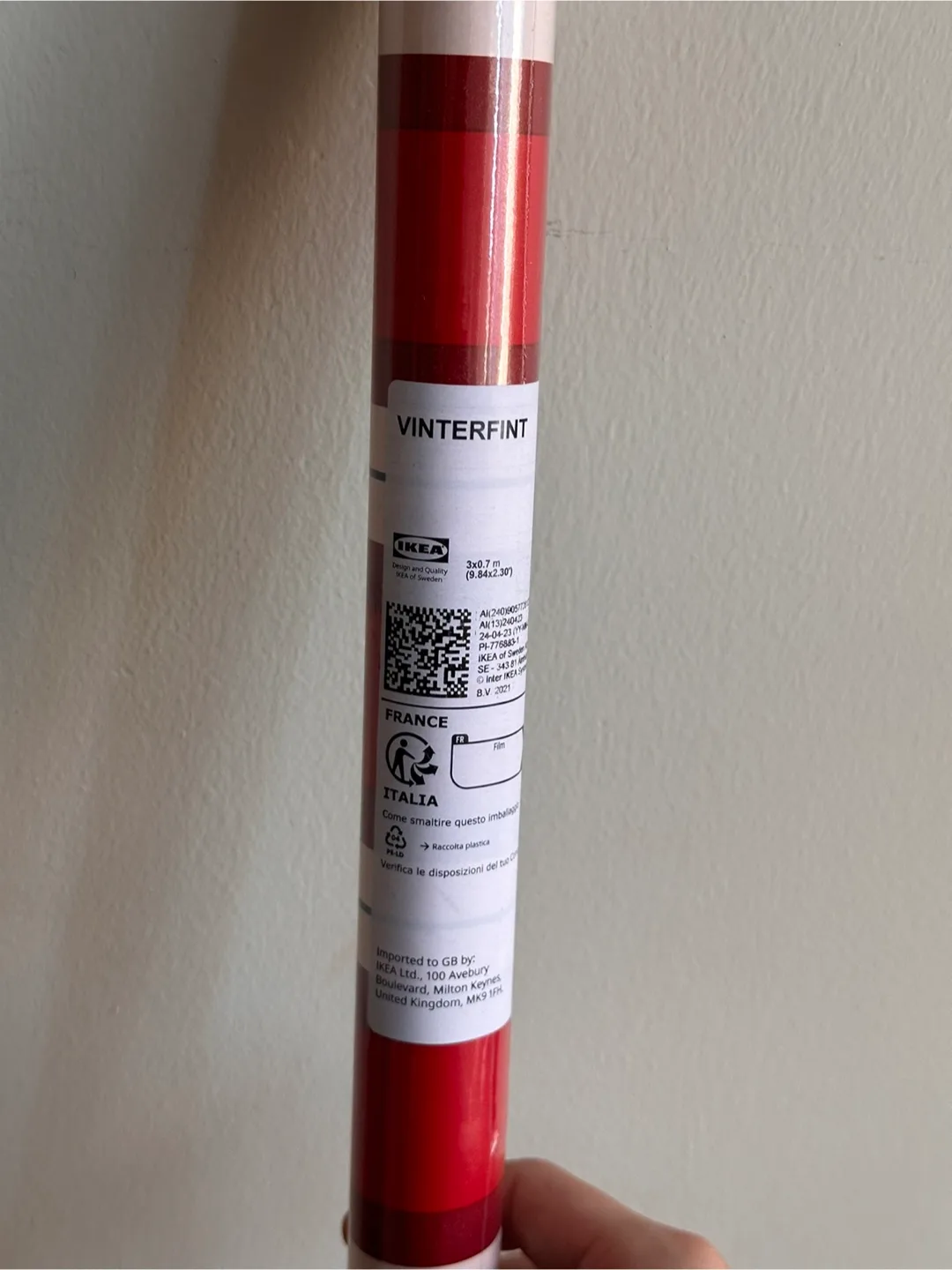 IKEA VINTERFINT Wrapping Paper - Red/White thumbnail
