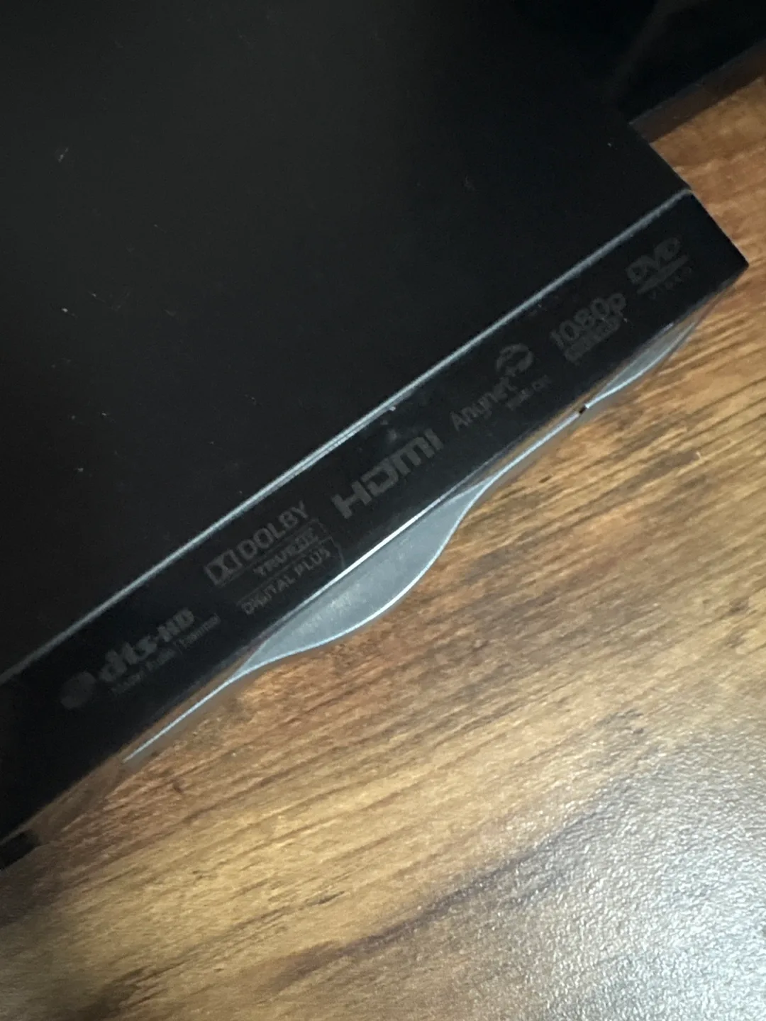 Samsung Blu-ray Player & Tower Speakers image indicator(4)