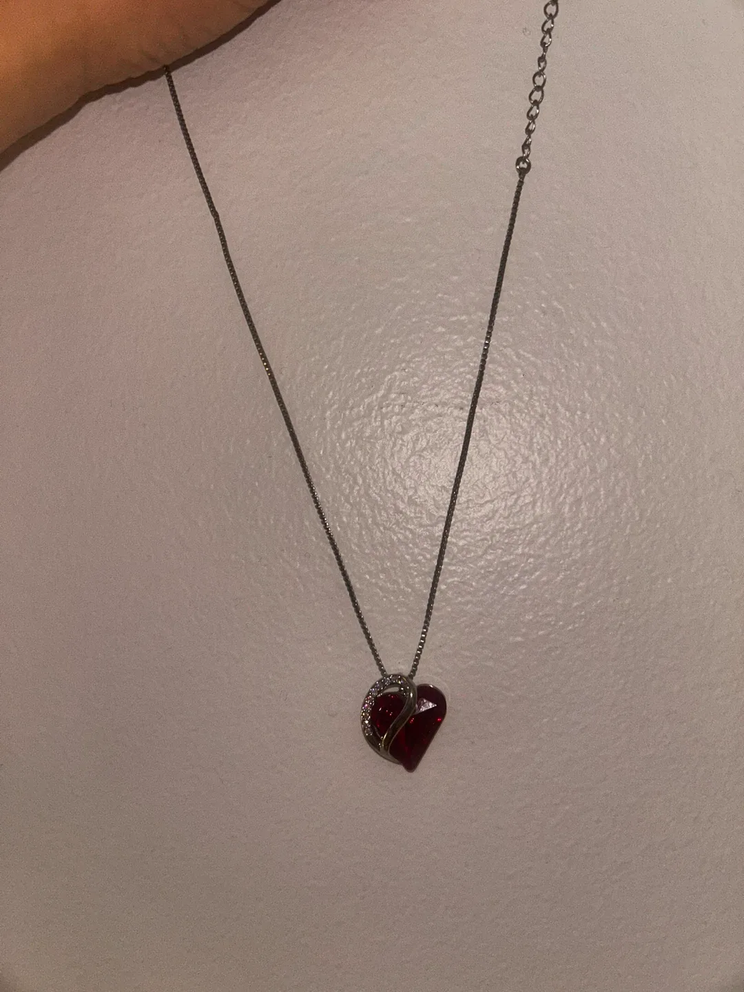 Red Leafael Infinity Love Heart Pendant Necklace image indicator(6)