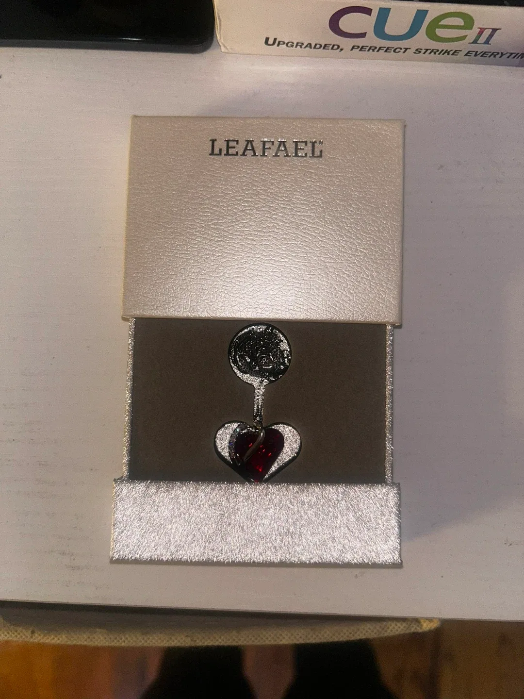 Red Leafael Infinity Love Heart Pendant Necklace image indicator(2)