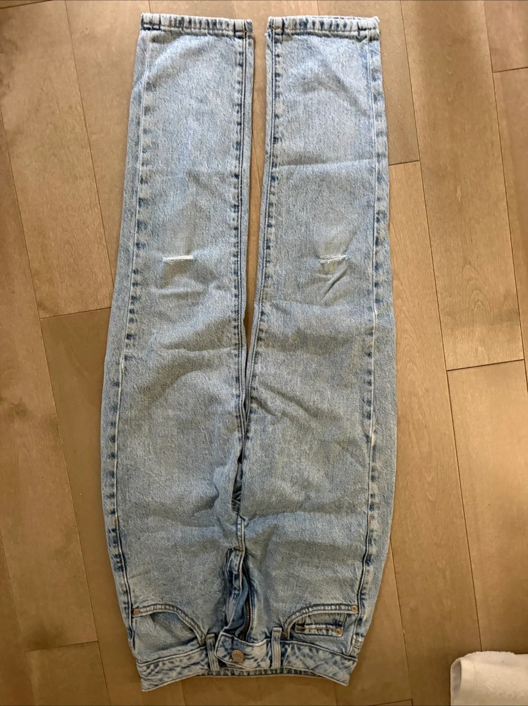 Garage jeans, H&M shorts, American eagle jeans thumbnail