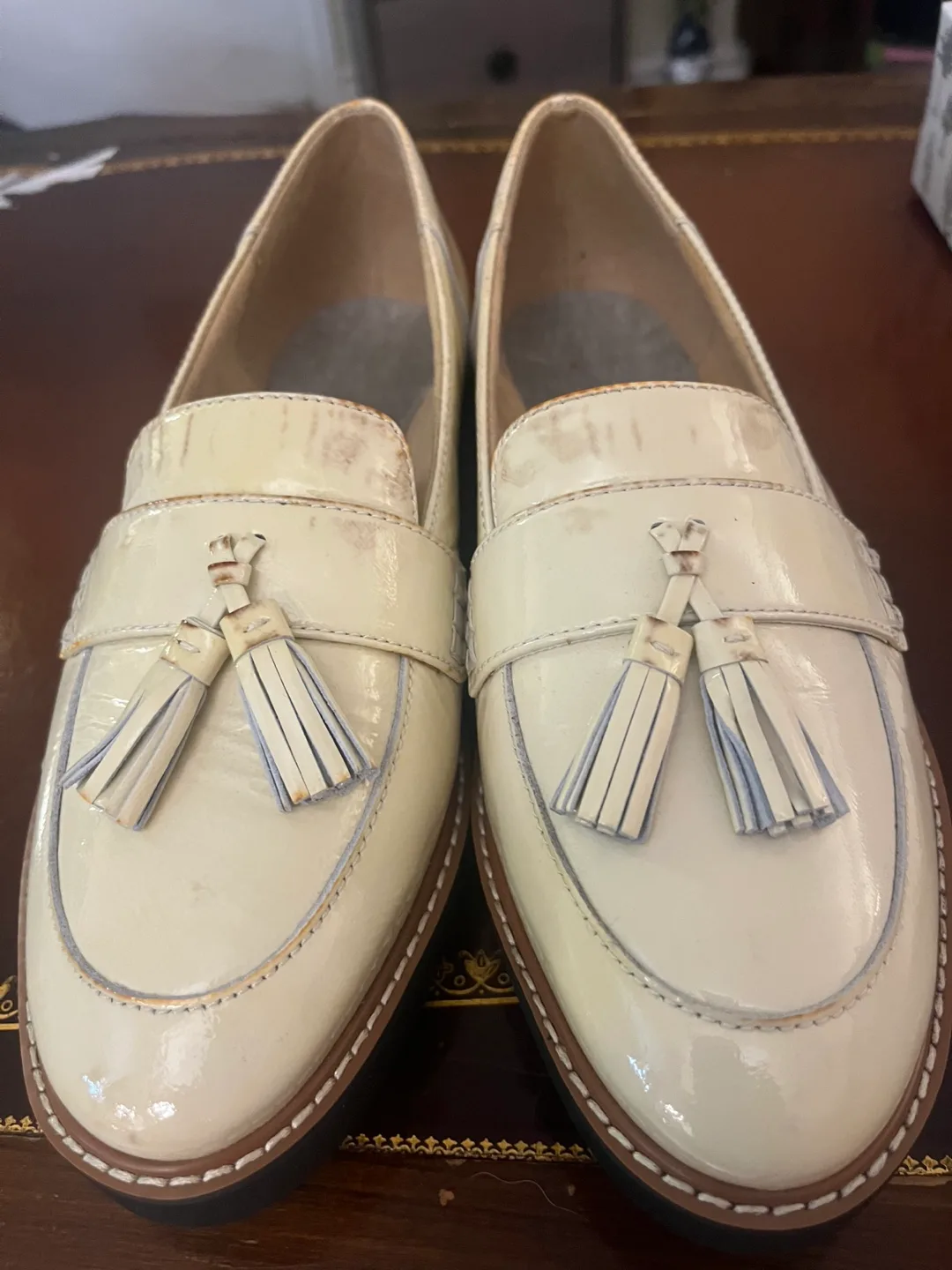 Aliz Naturz Cream Loafers Size 9.5 image indicator(4)