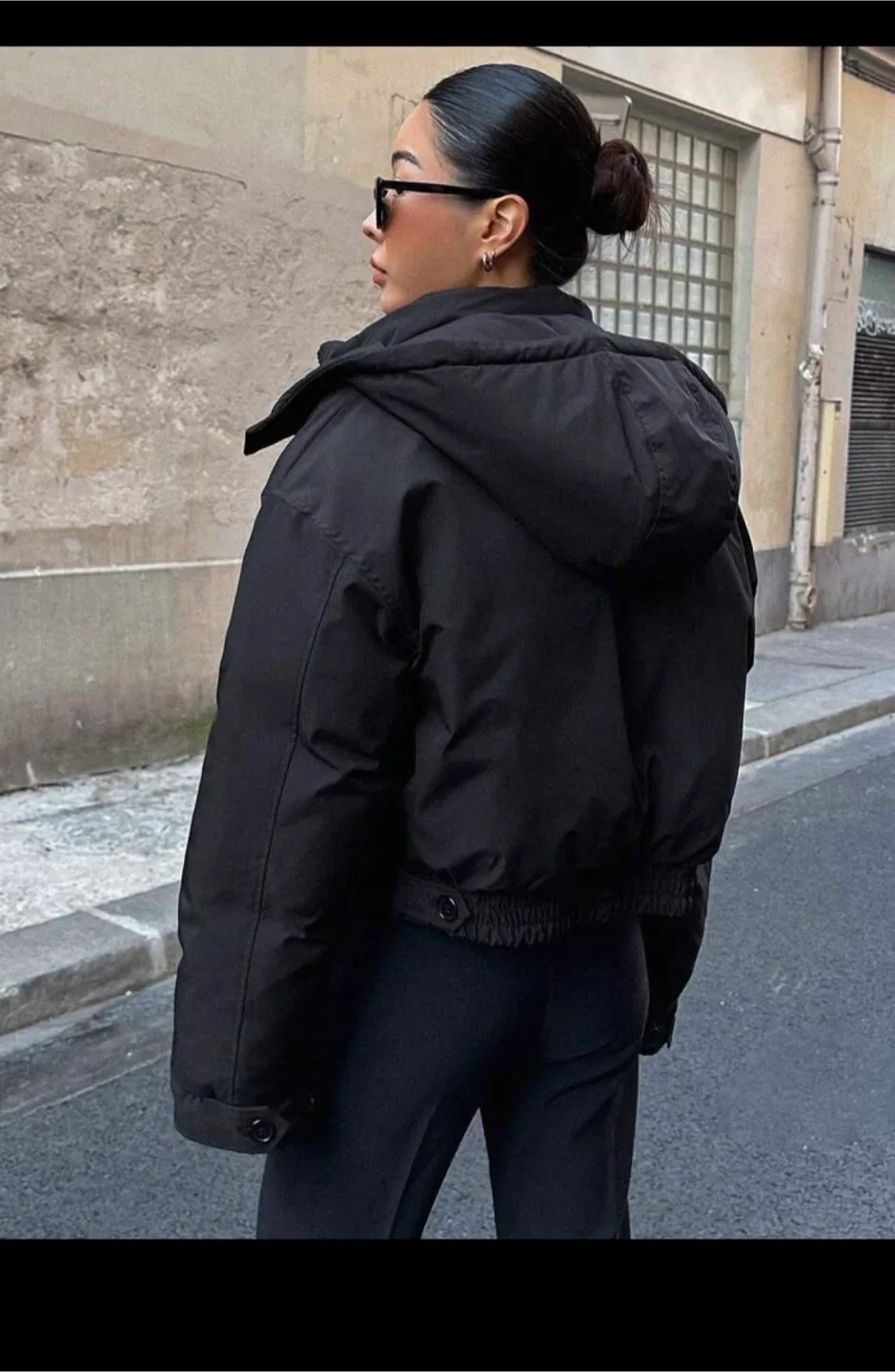 Black Cropped Puffer Jacket image indicator(4)