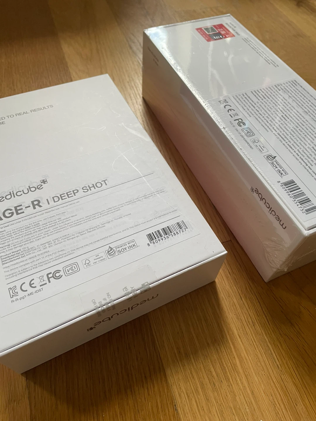 Medicube AGE-R Device & Booster Pro Set - New - photo 3