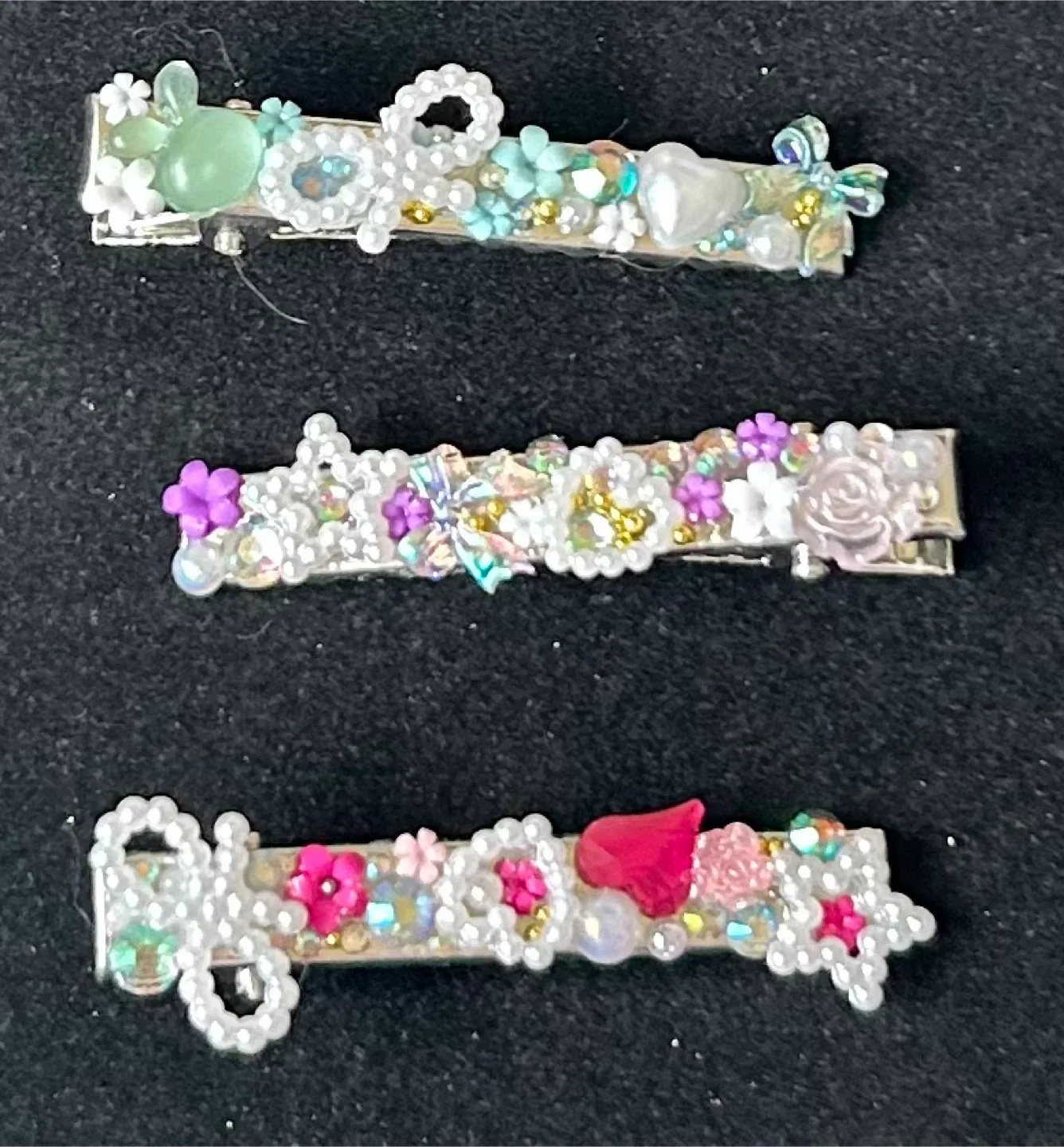 Handmade Beaded Hair Clips - Assorted Designs image indicator(6)