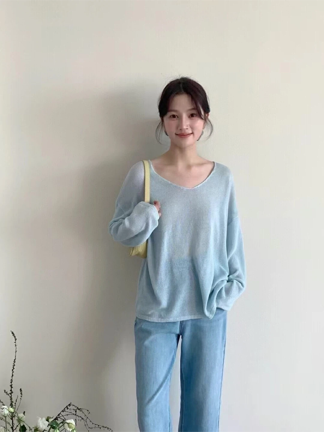V-Neck Linen knit top